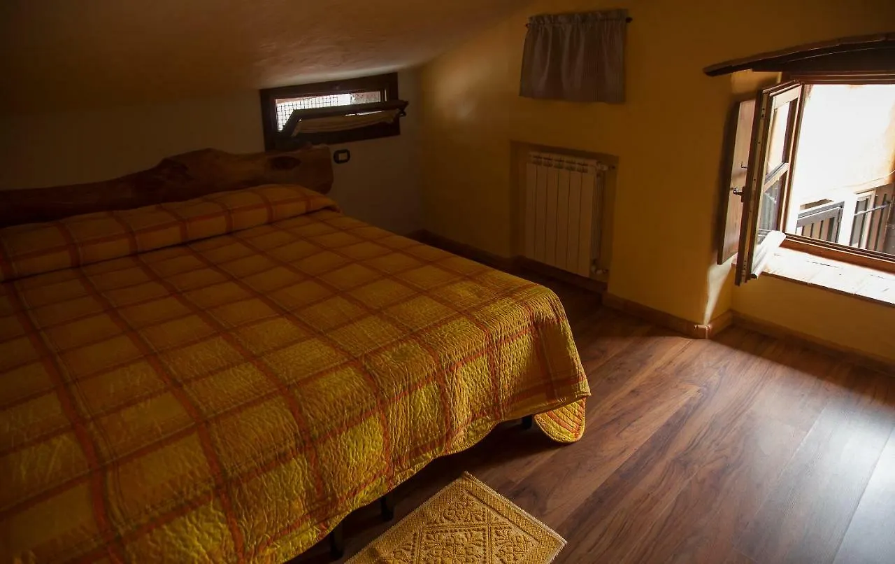 Antico Restauro Apartment Fonni Italy