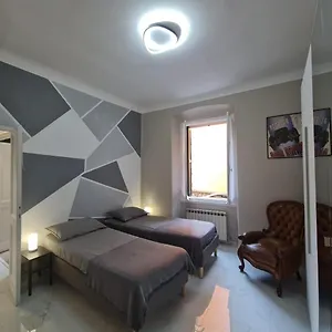 ampio-appartamento-con-2-posti-auto-e-cortile.hotelitalianriviera.com/